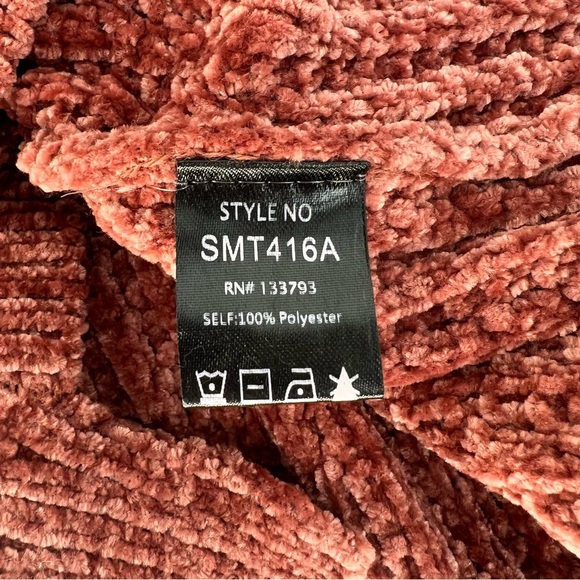 POL Sweater Vest Womens Faded Burgundy V-Neck Distressed Look Soft Feel NWOT - Picture 6 of 16